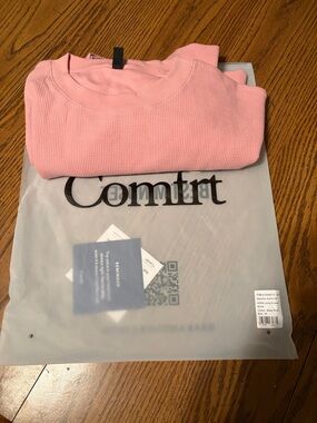 Women’s Lightweight Waffle Knit Pullover - baby Pink